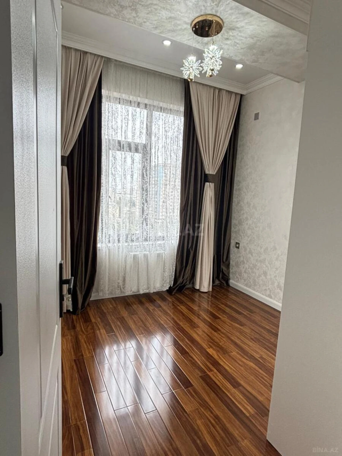 Satılır 3 otaqlı mənzil 80 m²