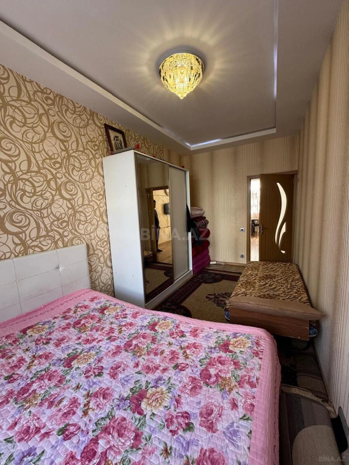 Satılır 2 otaqlı mənzil 58 m²