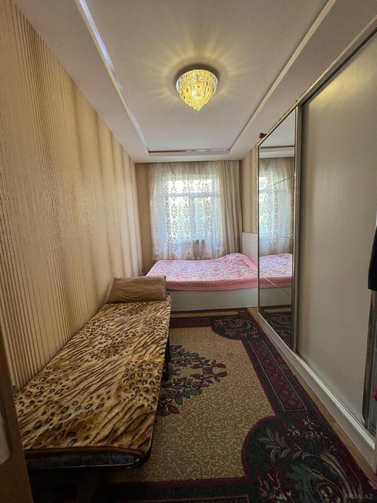 Satılır 2 otaqlı mənzil 58 m²
