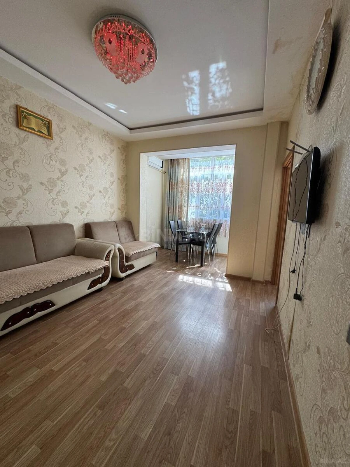 Satılır 2 otaqlı mənzil 58 m²