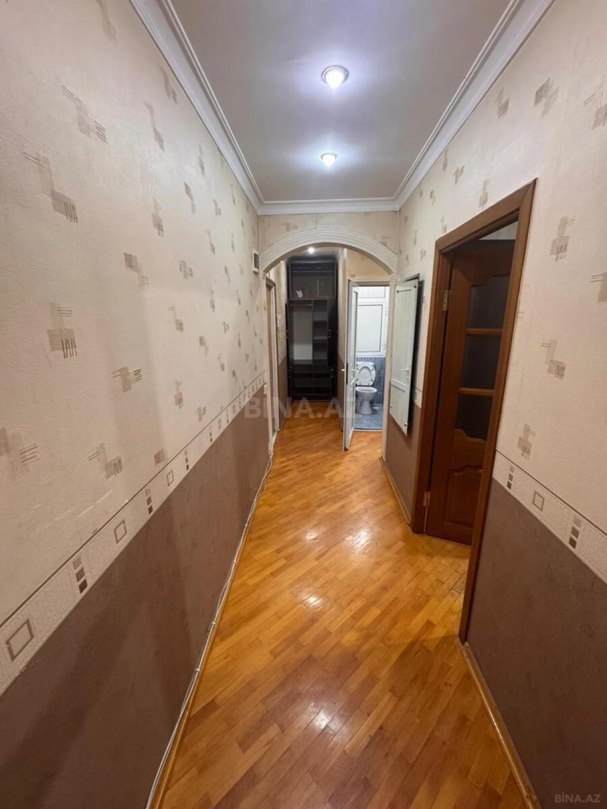 Satılır 2 otaqlı mənzil 70 m²