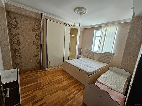 Satılır 1 otaqlı mənzil 35 m²