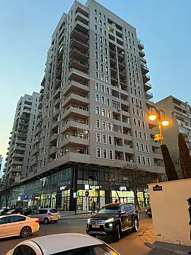 Satılır 3 otaqlı mənzil 90 m²