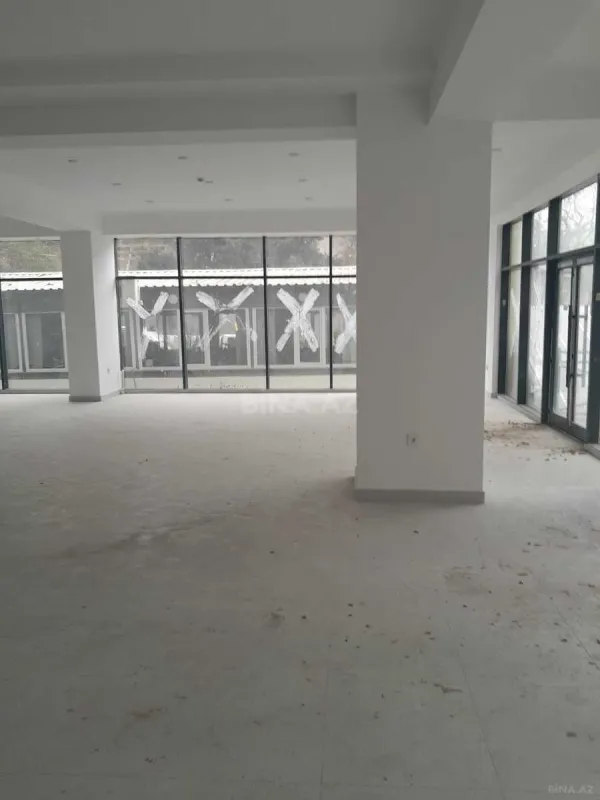 Kirayə verilir obyekt 427 m²