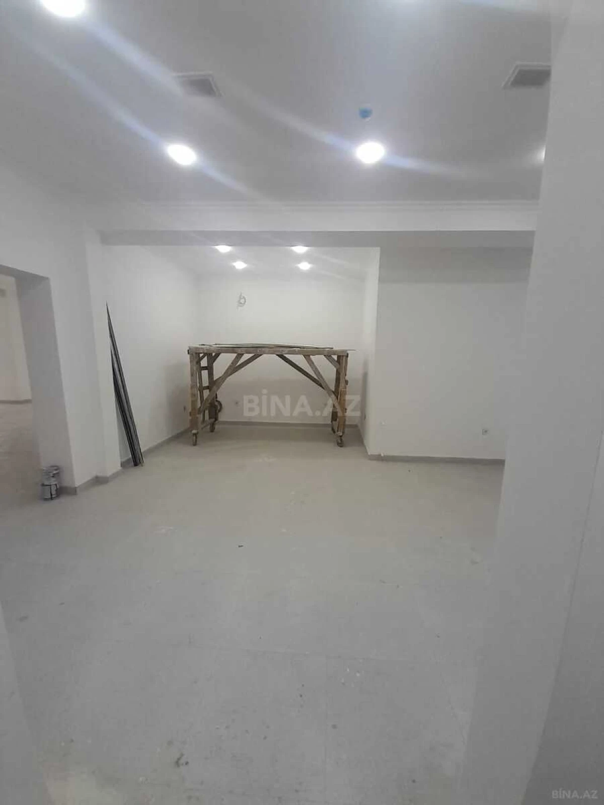 Kirayə verilir obyekt 427 m²