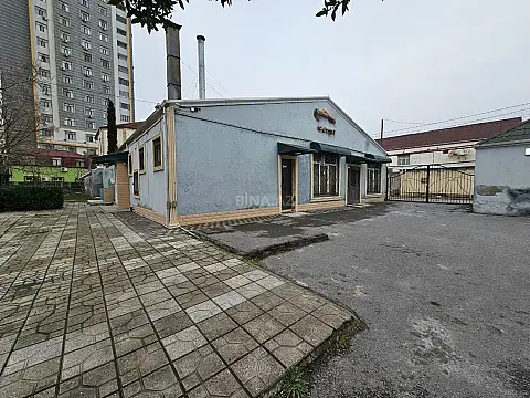Satılır obyekt 800 m²