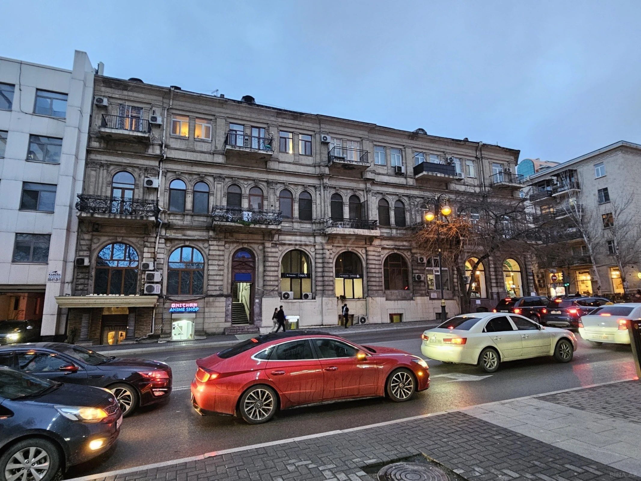 Satılır 2 otaqlı mənzil 74 m²