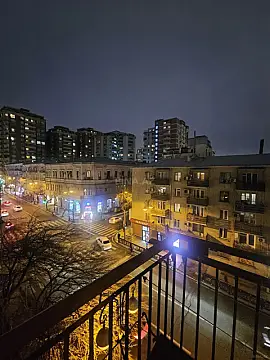 Satılır 2 otaqlı mənzil 74 m²