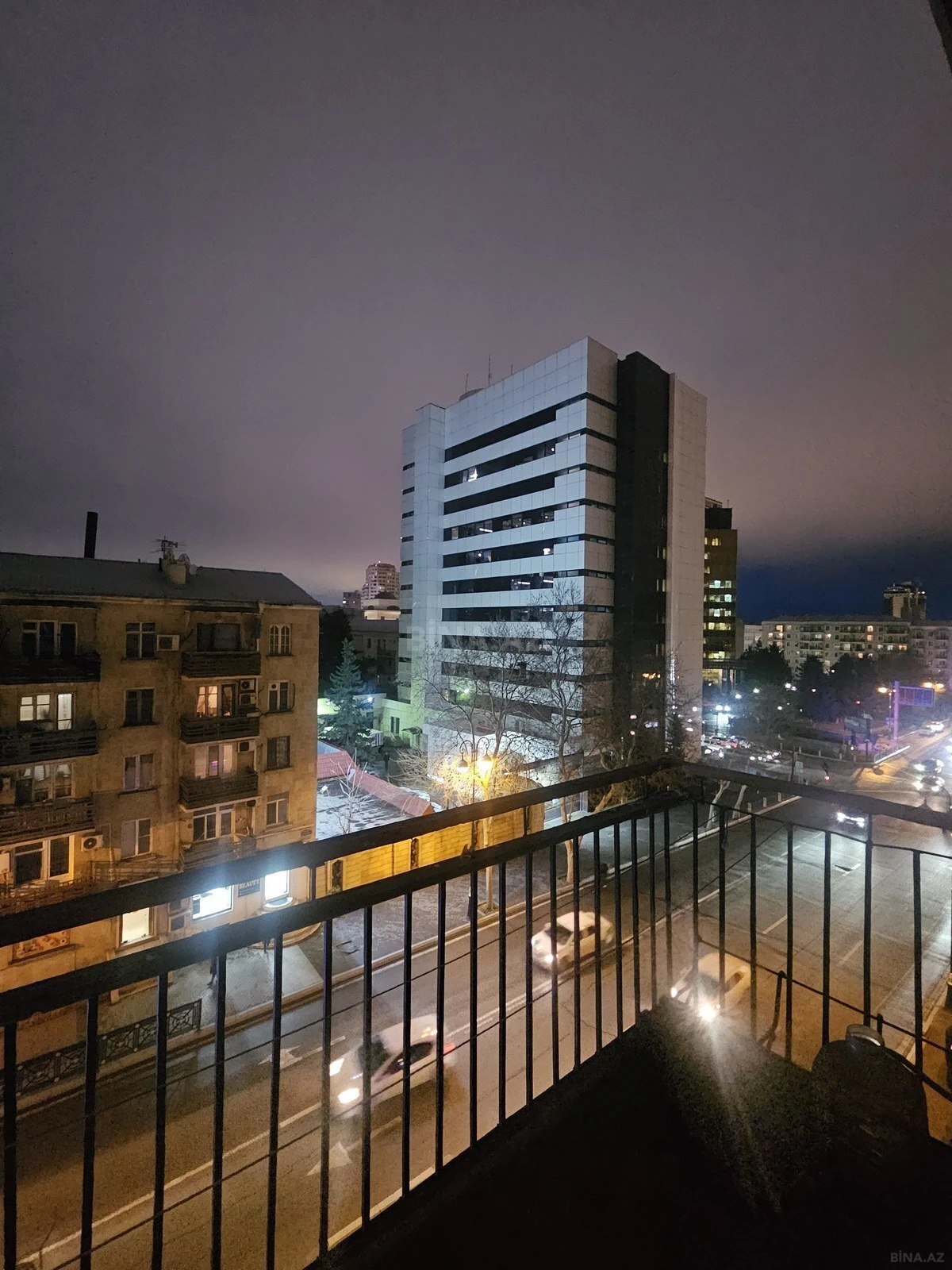 Satılır 2 otaqlı mənzil 74 m²