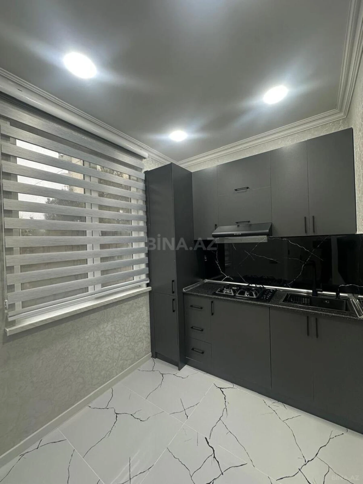 Satılır 2 otaqlı mənzil 58 m²