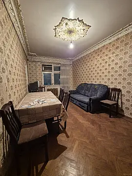 Satılır 4 otaqlı mənzil 100 m²