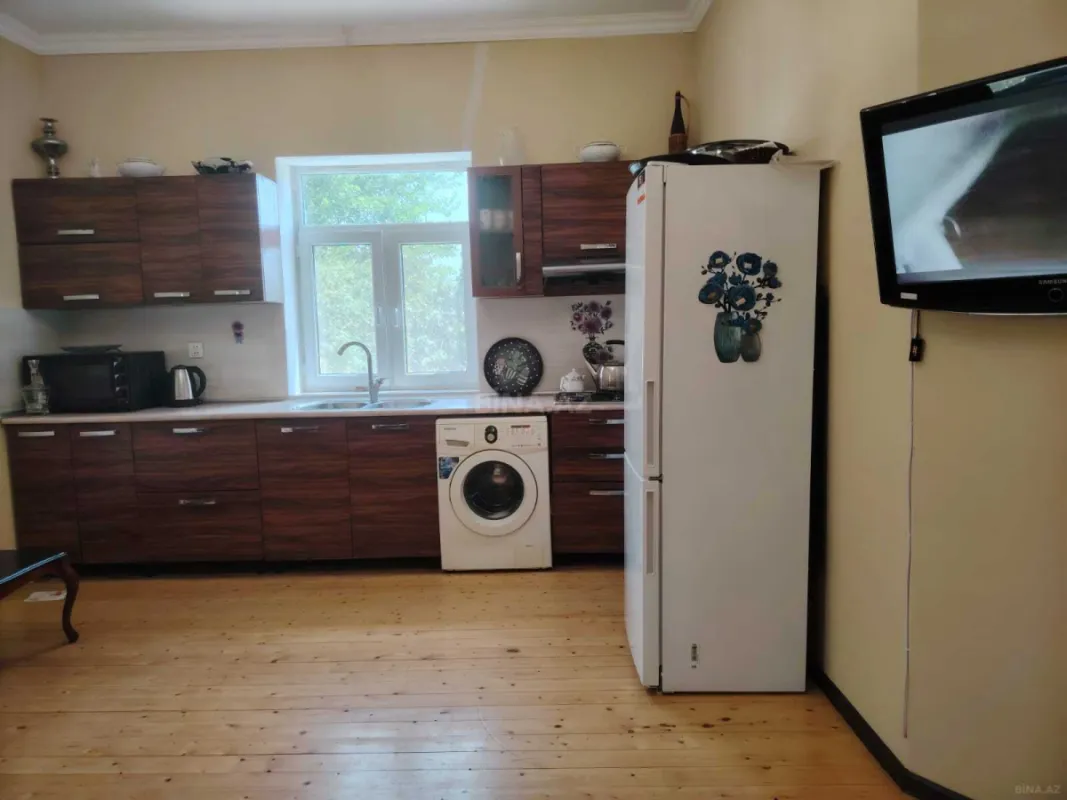 Satılır 3 otaqlı həyət evi 100 m²