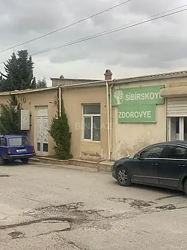 Satılır obyekt 565 m²