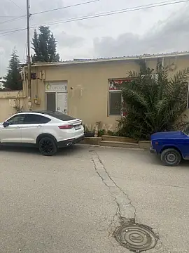 Satılır obyekt 565 m²