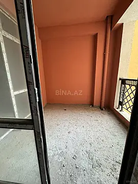 Satılır 4 otaqlı mənzil 216 m²