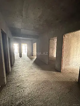 Satılır 4 otaqlı mənzil 216 m²