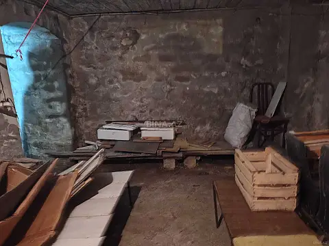 Satılır obyekt 70 m²