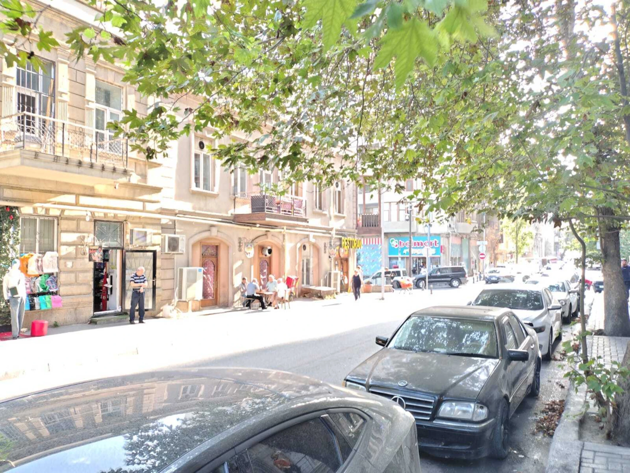 Satılır obyekt 70 m²