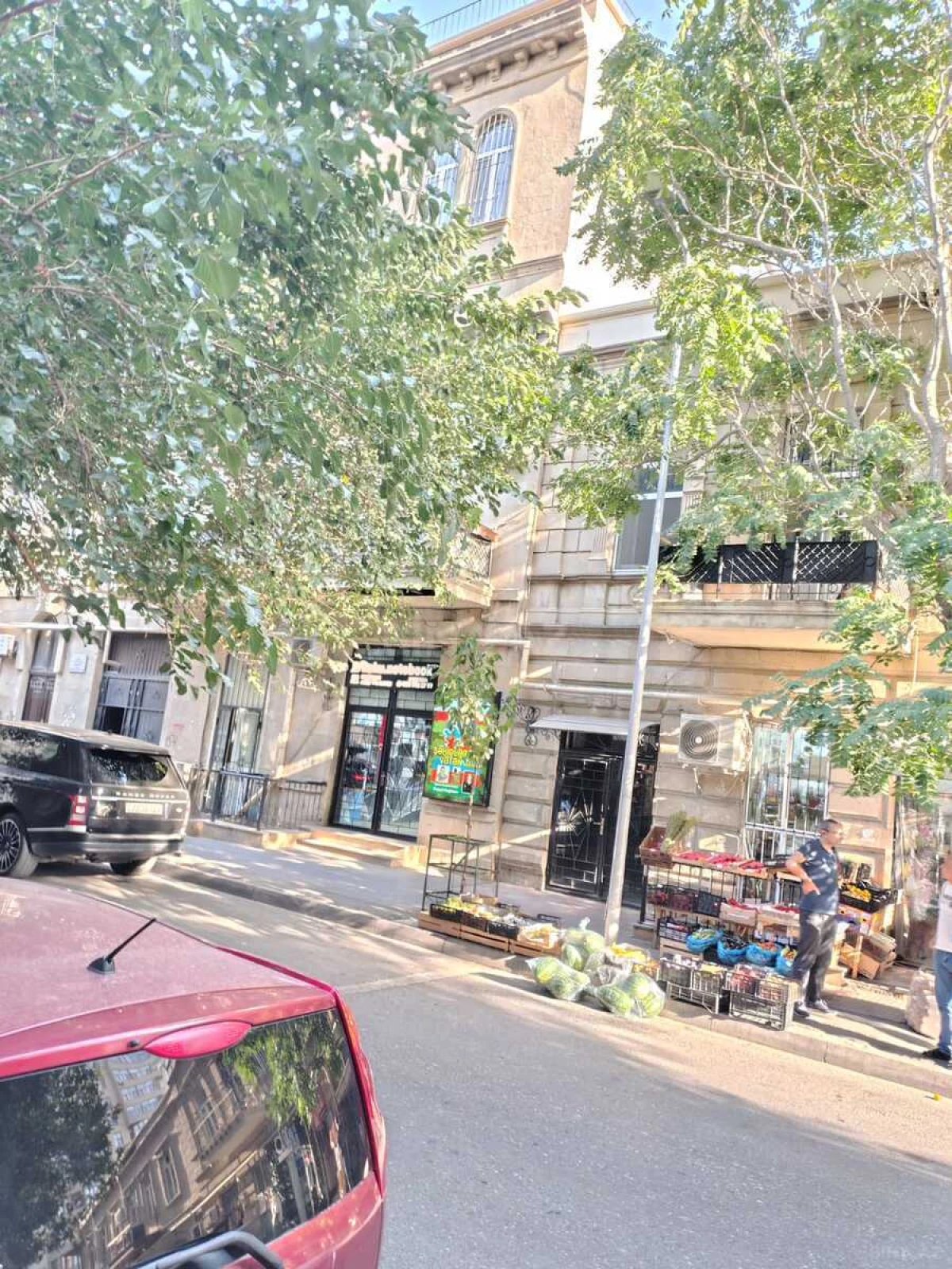 Satılır obyekt 70 m²