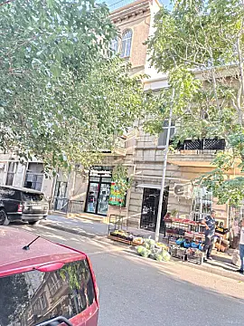 Satılır obyekt 70 m²