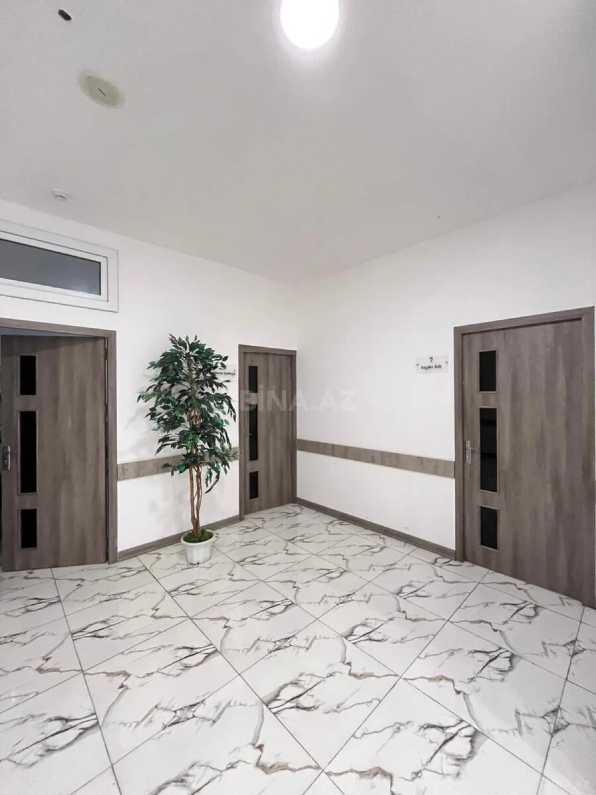 Satılır obyekt 1155 m²