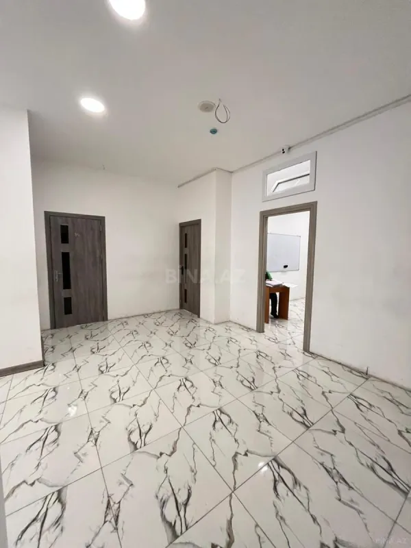 Satılır obyekt 1155 m²