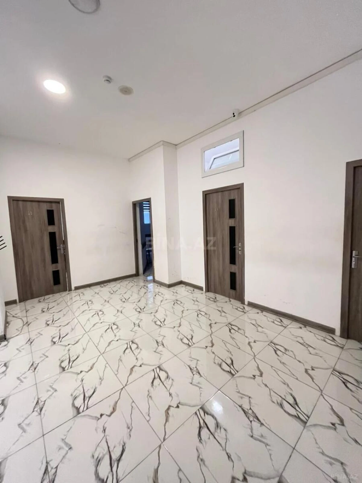 Satılır obyekt 1155 m²