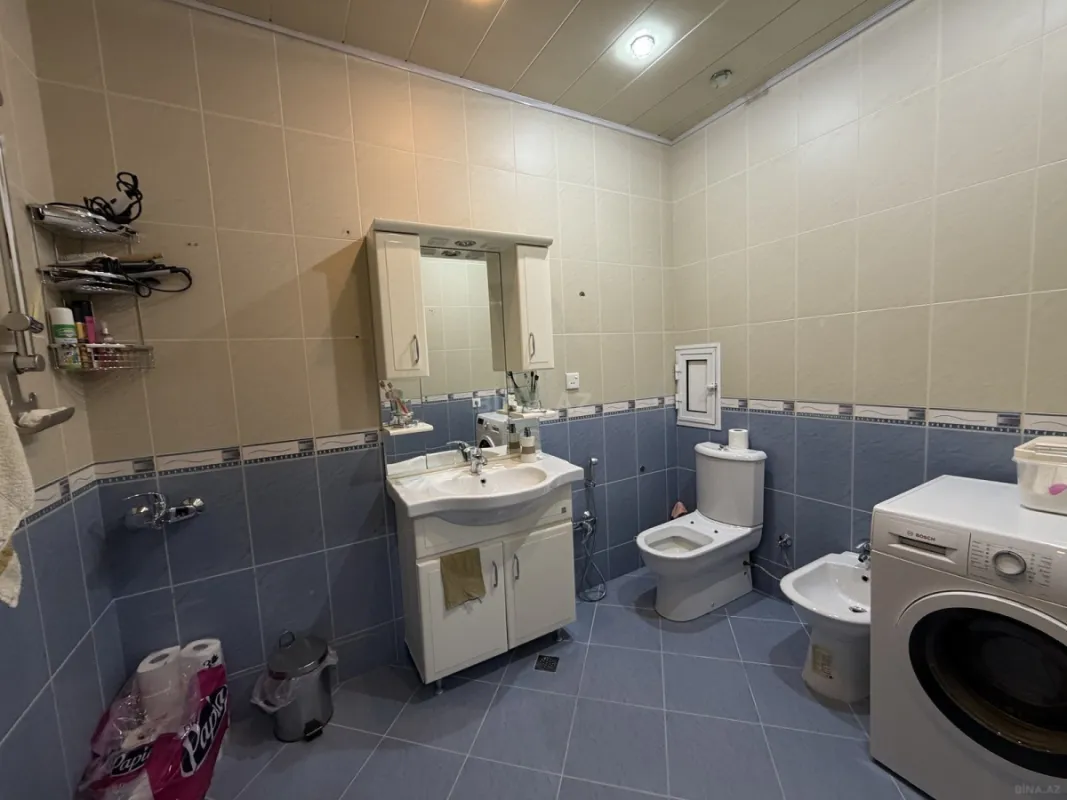 Satılır 3 otaqlı mənzil 135 m²