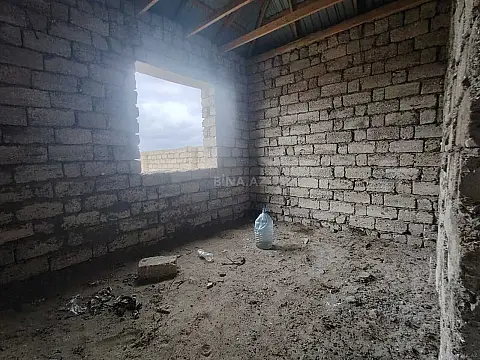 Satılır 2 otaqlı həyət evi 90 m²