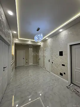 Satılır 3 otaqlı mənzil 135 m²
