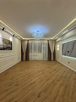 Satılır 3 otaqlı mənzil 135 m²