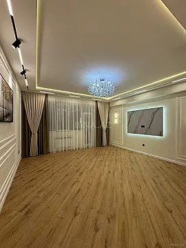 Satılır 3 otaqlı mənzil 135 m²