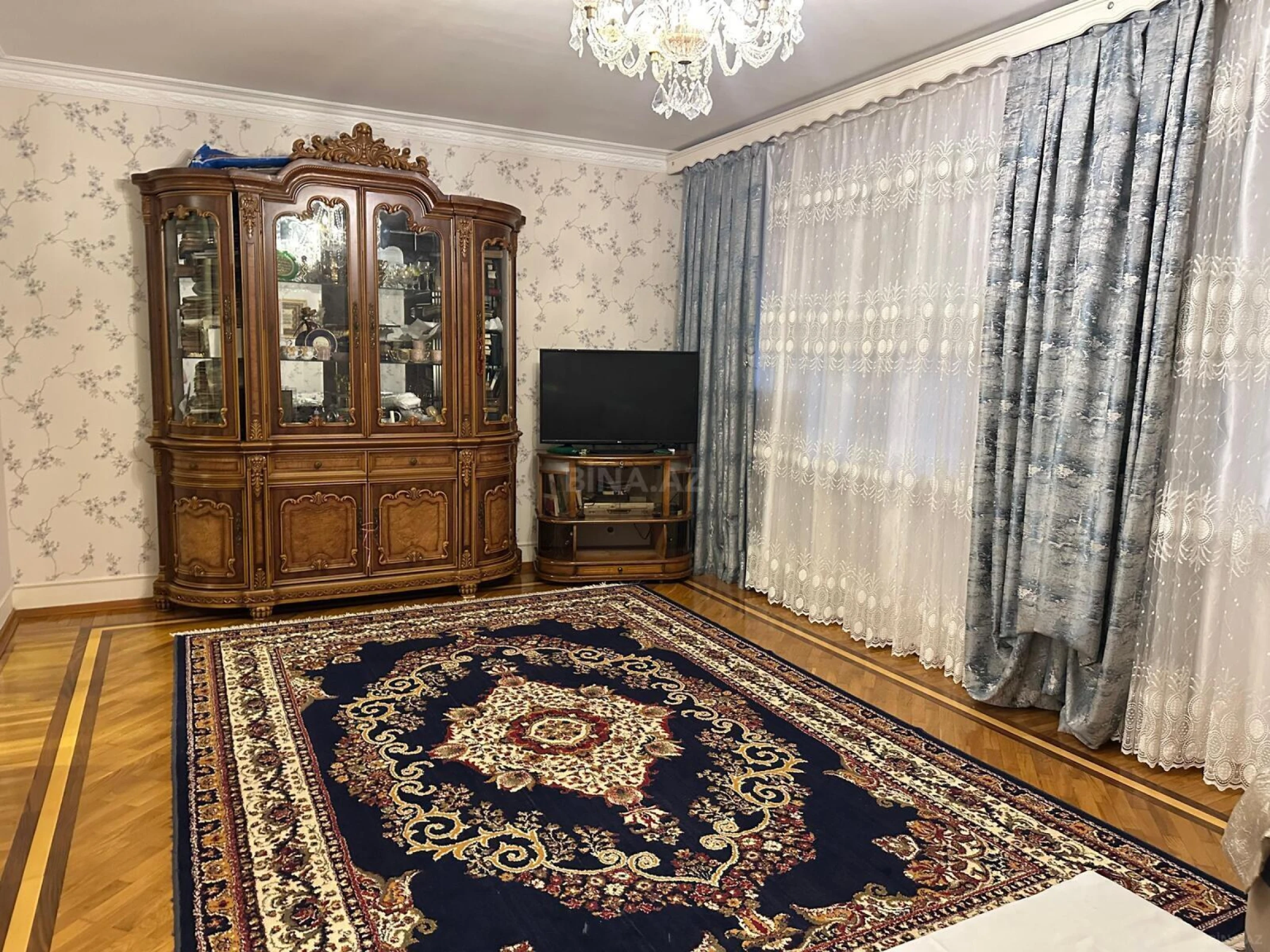 Satılır 4 otaqlı mənzil 100.5 m²