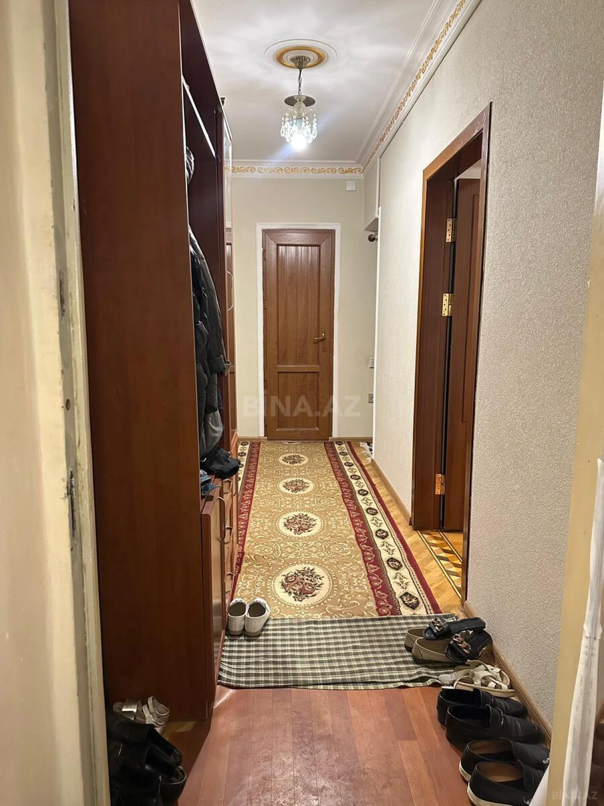 Satılır 4 otaqlı mənzil 100.5 m²