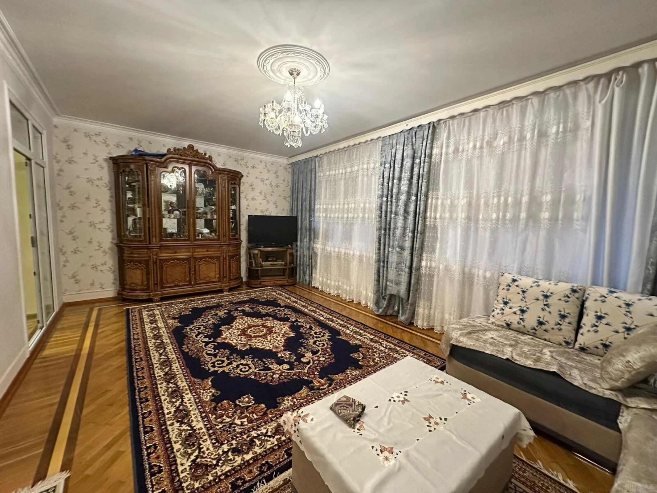 Satılır 4 otaqlı mənzil 100.5 m²