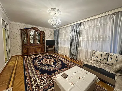 Satılır 4 otaqlı mənzil 100.5 m²