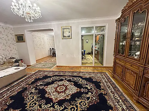 Satılır 4 otaqlı mənzil 100.5 m²
