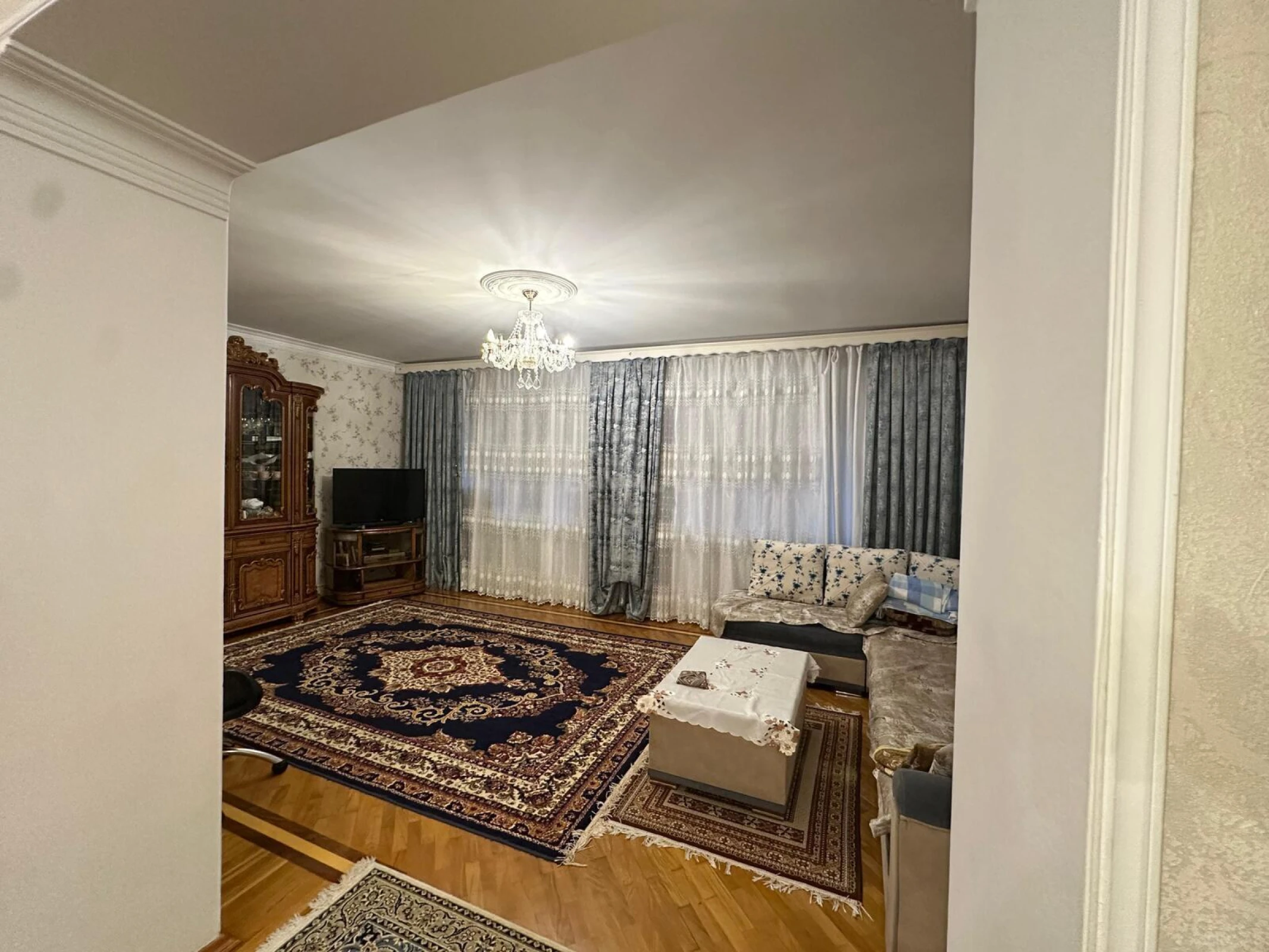 Satılır 4 otaqlı mənzil 100.5 m²