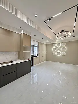 Satılır 4 otaqlı mənzil 140 m²