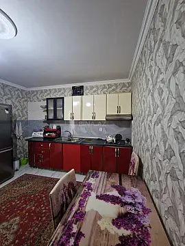 Satılır 7 otaqlı həyət evi 245 m²