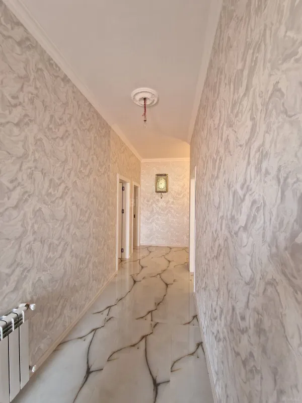 Satılır 7 otaqlı həyət evi 245 m²