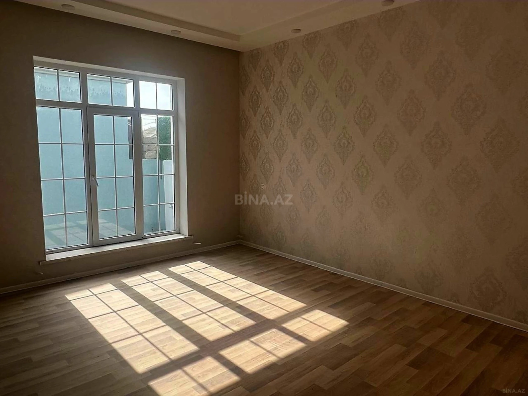 Satılır 3 otaqlı həyət evi 77 m²