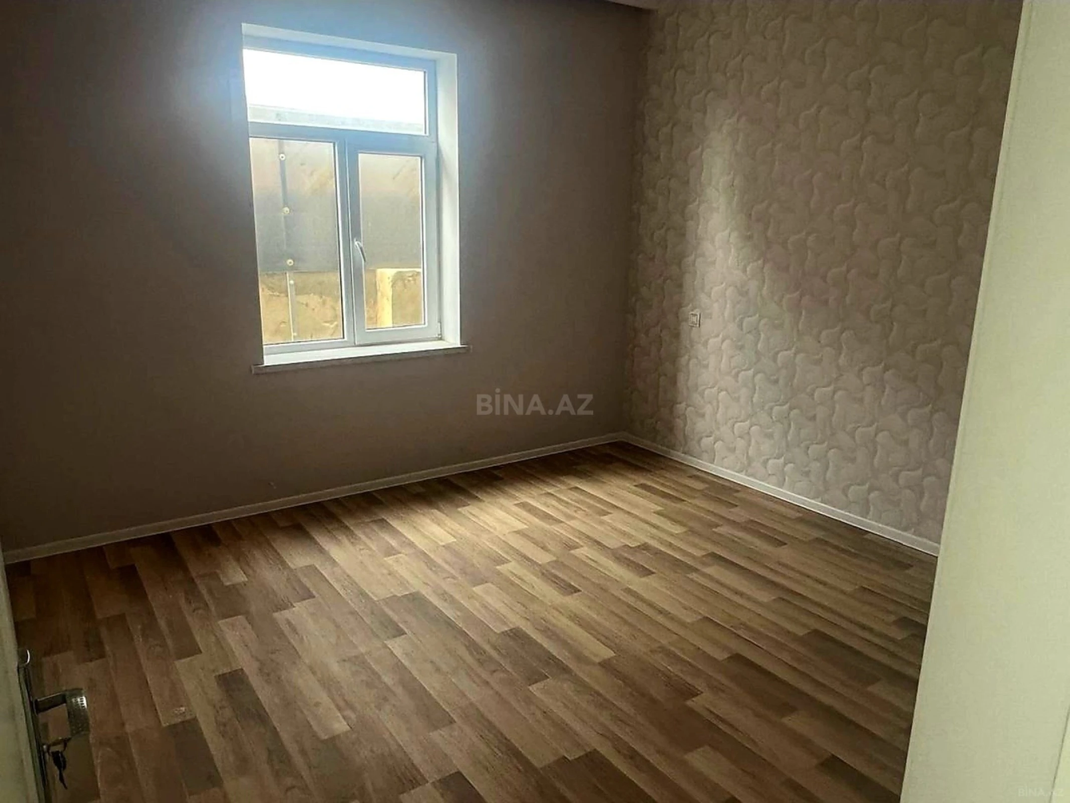 Satılır 3 otaqlı həyət evi 77 m²