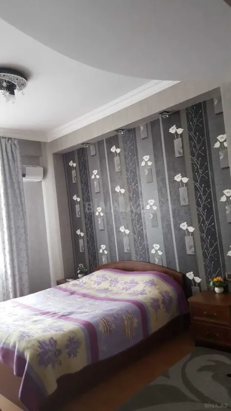 Satılır 3 otaqlı mənzil 95 m²