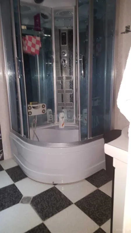 Satılır 3 otaqlı mənzil 95 m²