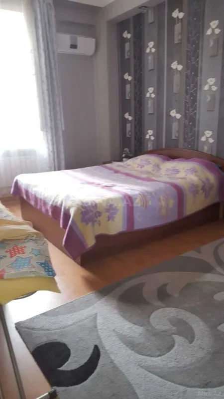 Satılır 3 otaqlı mənzil 95 m²