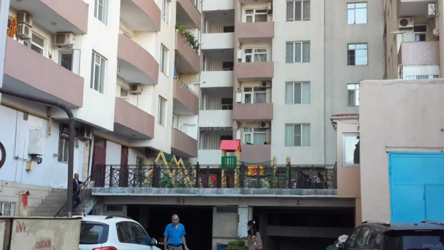 Satılır 3 otaqlı mənzil 95 m²