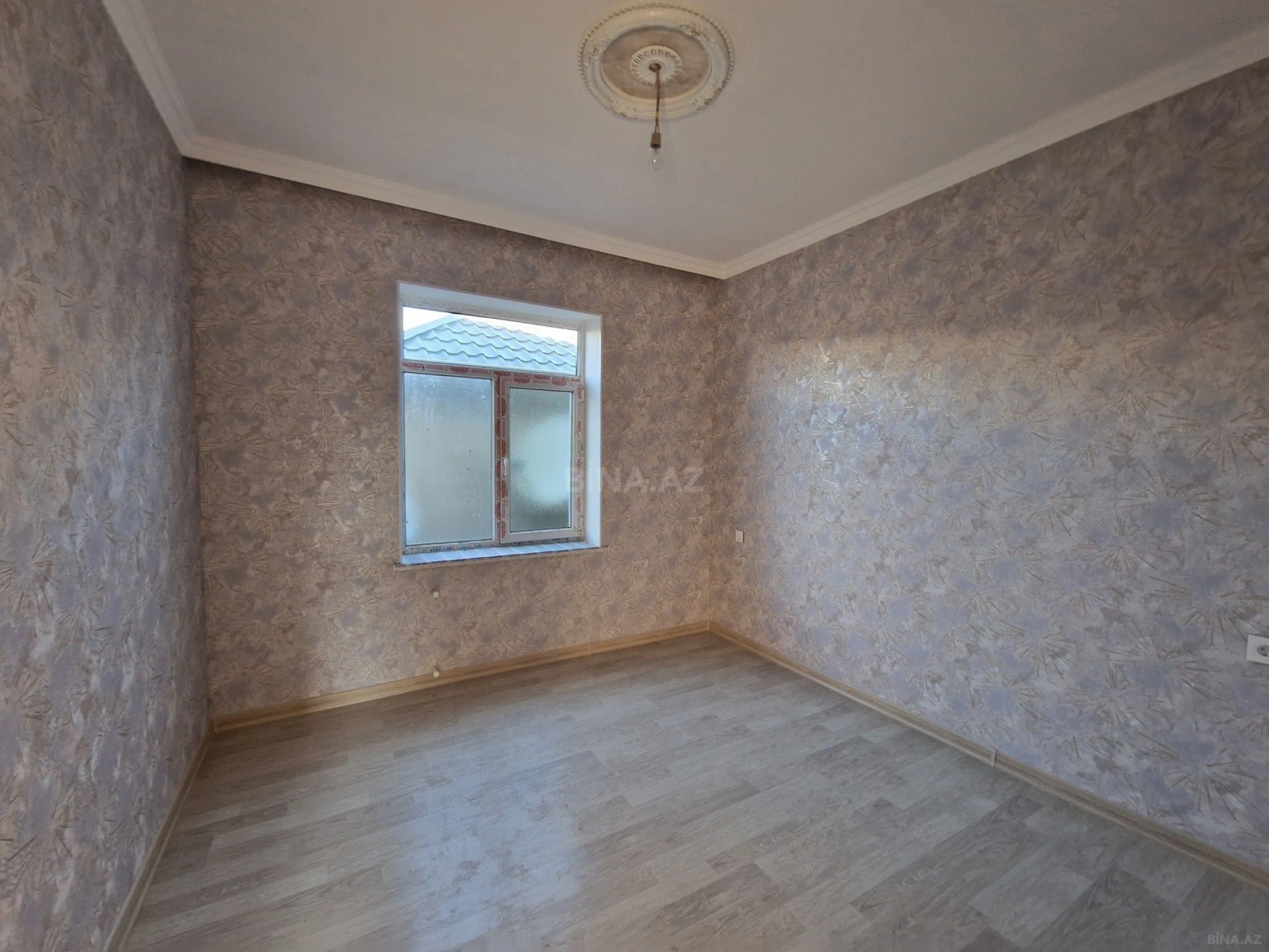 Satılır 3 otaqlı həyət evi 92 m²