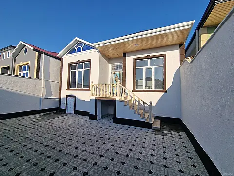 Satılır 3 otaqlı həyət evi 92 m² — Bakı 3 otaq 92.00 m²