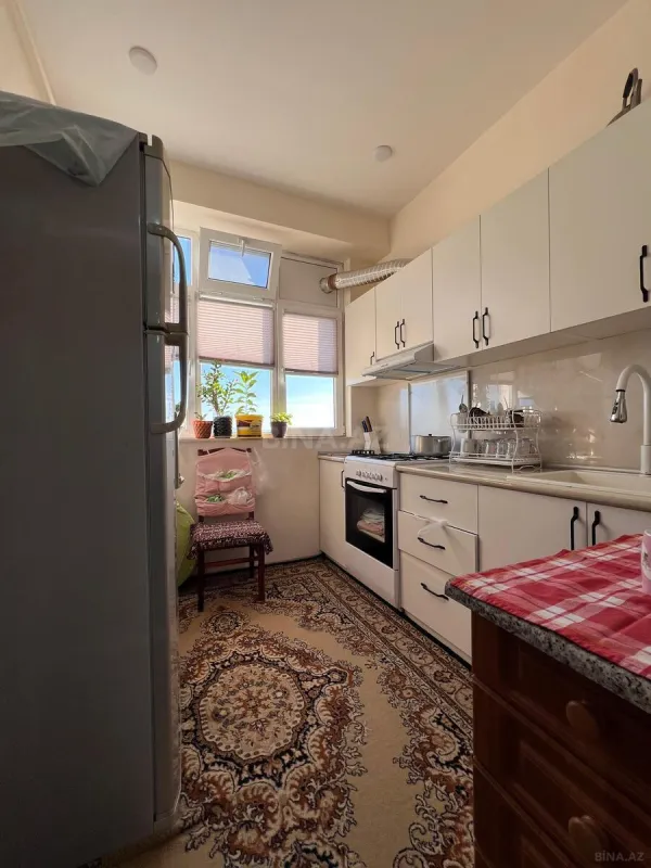 Satılır 3 otaqlı mənzil 140 m²